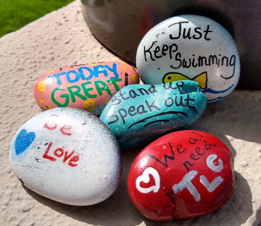 Kindness Rocks outside