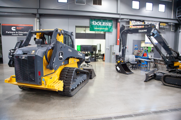 Heavy Equipment training machines